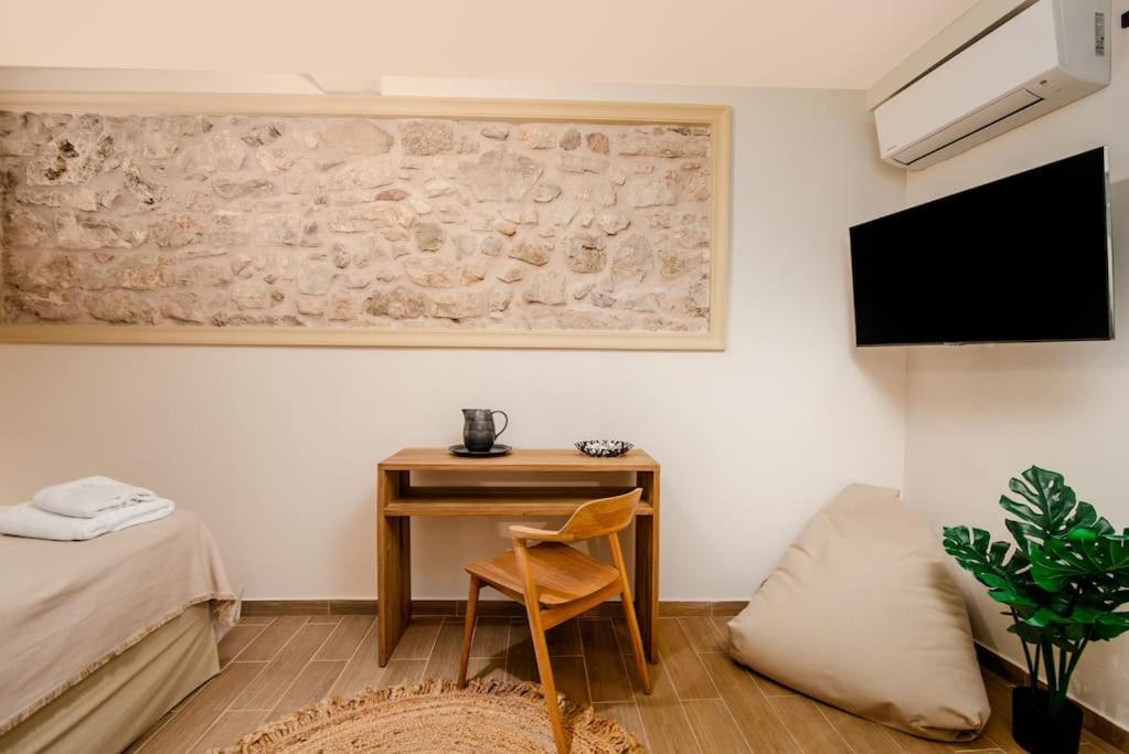 Studio Costele Luxurious Apt In The Heart Of Corfu Corfu  Bagian luar foto